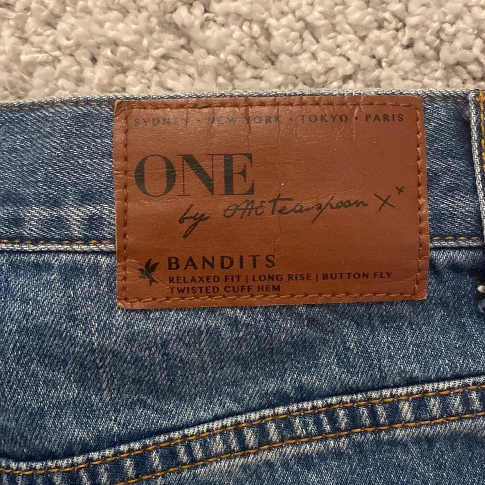 Oneteaspoon bandits relaxed fit shorts size 25 - Picture 3 of 3